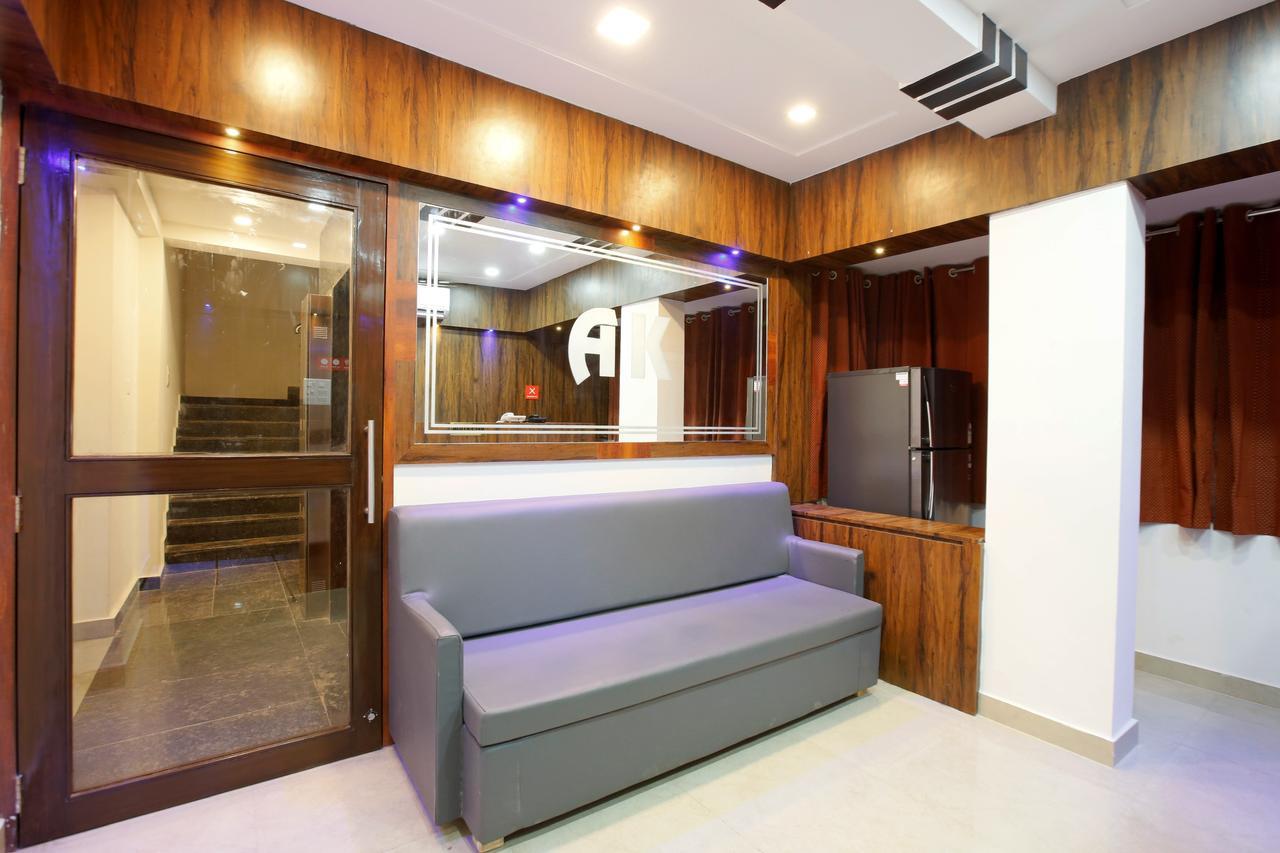 Oyo12974Ak国际酒店 Ullāl 外观 照片